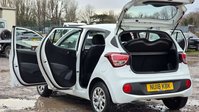 Hyundai i10 1.2 SE Hatchback 5dr Petrol Auto Euro 6 (87 ps) 11