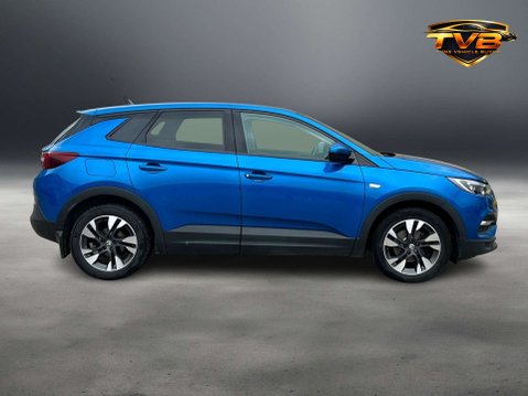 Vauxhall Grandland X 1.5 Grandland X SE TD S/S 5dr - NATIONAL DELIVERY* 8