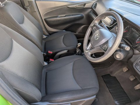 Vauxhall Viva 1.0i SE Euro 6 5dr 9
