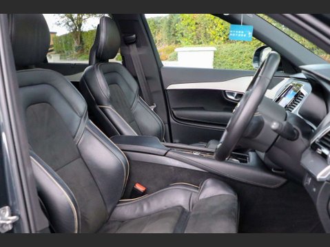 Volvo XC90 2.0 B5 MHEV R-Design SUV 5dr Diesel Hybrid Auto 4WD Euro 6 (s/s) (235 ps) 4