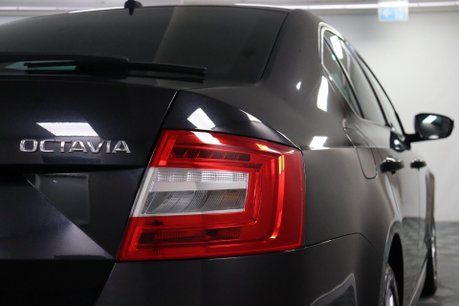Skoda Octavia SE L TSI DSG 23