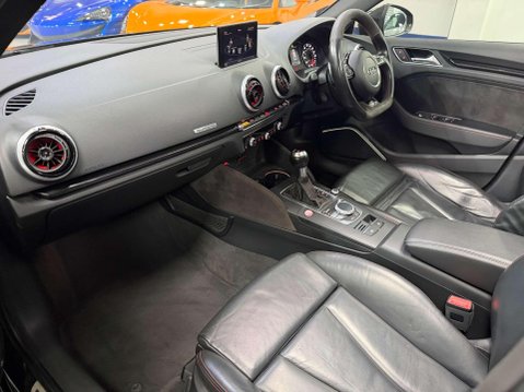 Audi RS3 2.5 TFSI Sportback 5dr Petrol S Tronic quattro Euro 6 (s/s) (Nav) (367 ps) 36