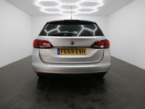 Vauxhall Astra 1.6 CDTi BlueInjection Design Sports Tourer Euro 6 (s/s) 5dr 6