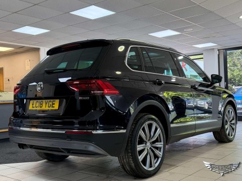 Volkswagen Tiguan 2.0 TSI SEL DSG 4Motion Euro 6 (s/s) 5dr 41