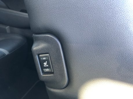 Nissan LEAF TEKNA electric 75,000 miles, service history 27