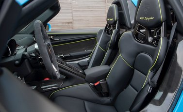 Porsche 918 Spyder 14
