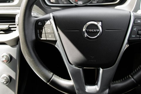 Volvo V40 D3 INSCRIPTION 18