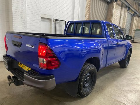Toyota Hilux ACTIVE 4WD D-4D ECB 4