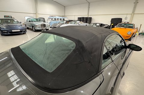 Porsche 911 Carrera 4 Cabriolet 26