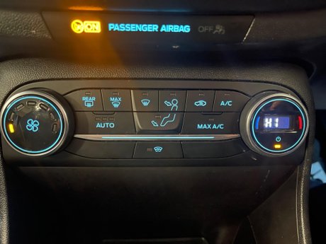 Ford Fiesta 1.0T EcoBoost Titanium Euro 6 (s/s) 5dr 15