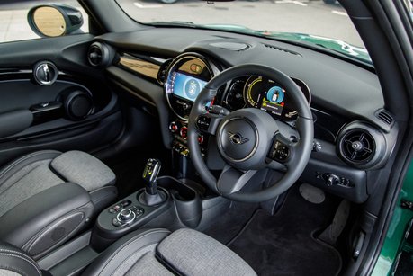 Mini Hatch COOPER S LEVEL 2