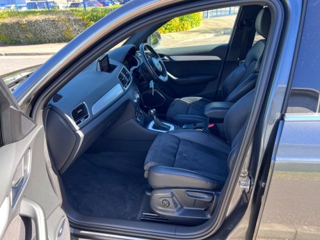 Audi Q3 2.0 TFSI S line Plus S Tronic quattro Euro 6 (s/s) 5dr 28