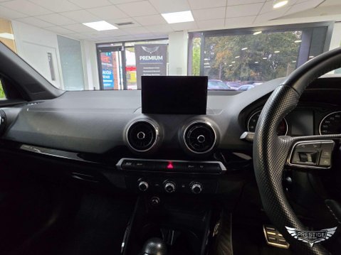 Audi Q2 1.5 TFSI CoD 35 Black Edition S Tronic Euro 6 (s/s) 5dr 33
