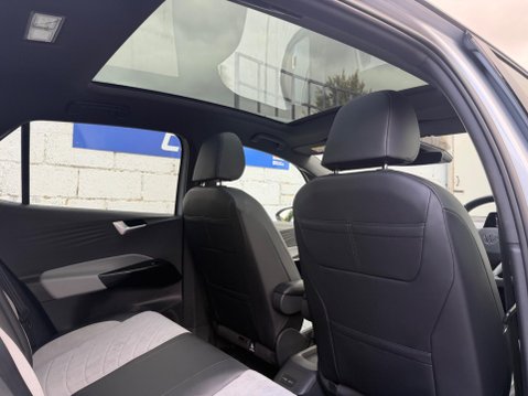 Volkswagen ID.3 Pro Performance 58kWh Family Auto 5dr 60