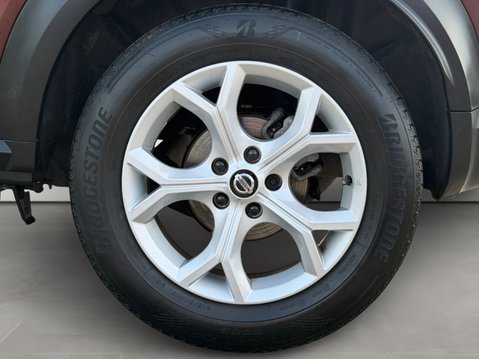 Nissan Juke 1.0 DiG-T 114 N-Connecta 5dr 13