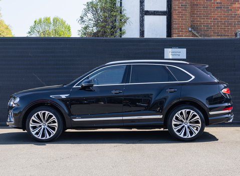 Bentley Bentayga V8 AZURE 3