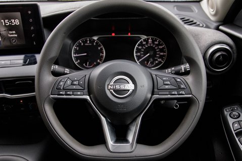 Nissan Juke DIG-T ACENTA PREMIUM 20