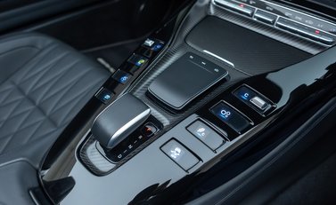 Mercedes-Benz AMG GT R Roadster 30