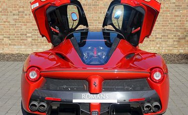 Ferrari LaFerrari 29