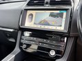 Jaguar F-Pace 2.0 F-PACE Chequered Flag AWD D Auto 4WD 5dr 27