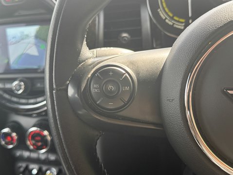 Mini Hatch (Sold) Cooper SE 32.6kWh Level 2 Hatchback 3dr Electric Auto (184 ps) 14