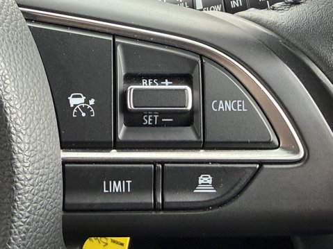 Suzuki Swift 1.2 Dualjet 83 12V Hybrid SZ-L 5dr 32