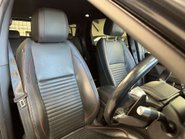 Land Rover Discovery Sport 2.0 Discovery Sport R-Dynamic HSE D Auto 4WD 5dr 16