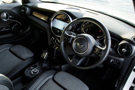 Mini Hatch COOPER S LEVEL 2
