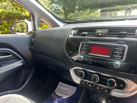 Kia Rio 1.1 CRDi EcoDynamics SR7 Euro 6 (s/s) 5dr 9