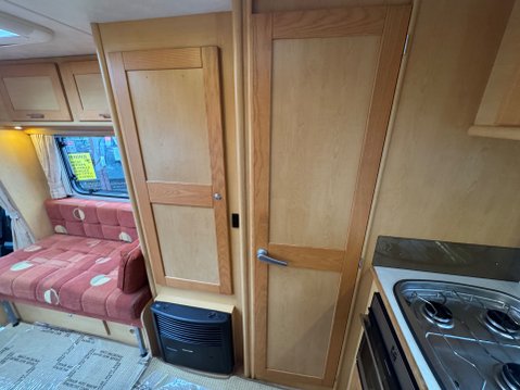 Elddis Autoquest 115 LOW PROFILE 2 BERTH COACH BUILT 21