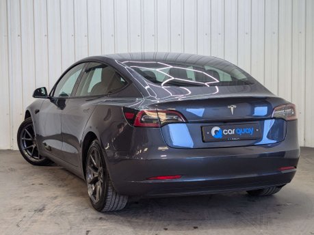 Tesla Model 3 Model 3 Standard Range + 4dr