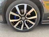 Volkswagen Golf GTE NAV DSG 24