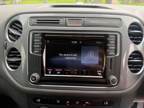 Volkswagen Tiguan 2.0 Tiguan Match Edition TDI BlueMotion Technology 4Motion 4WD 5dr 35