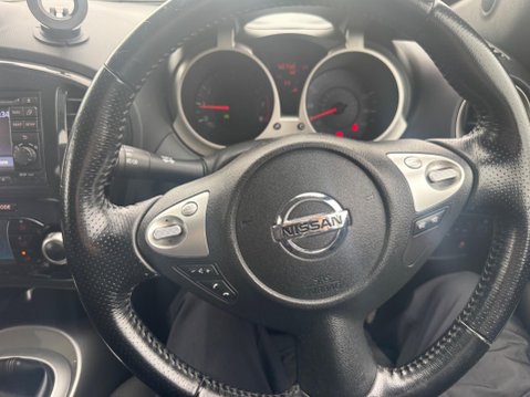 Nissan Juke 1.6 Acenta Premium Euro 5 5dr 9