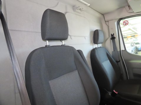 Ford Transit 2.0 350 EcoBlue FWD L2 H3 Euro 6 5dr 9