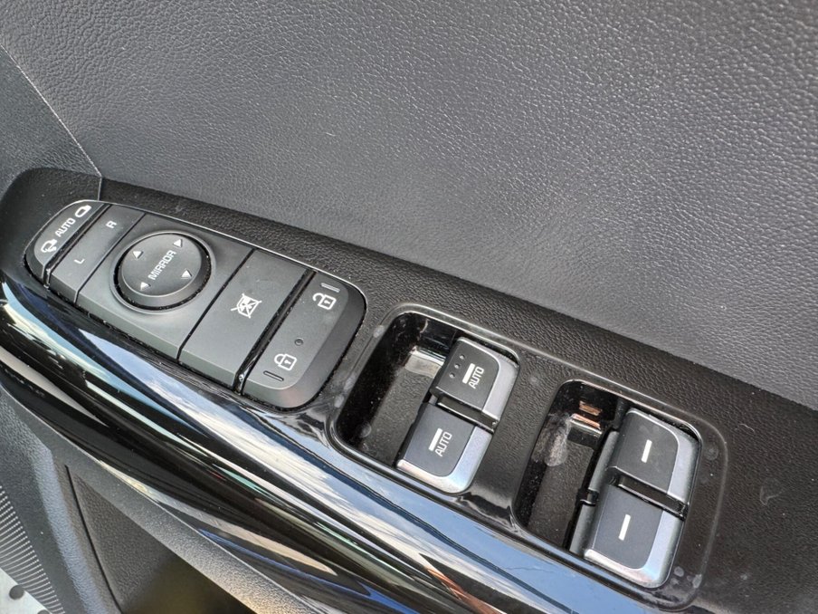 2020 Kia Sportage — image 48