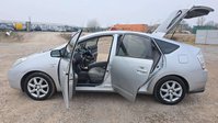 Toyota Prius 1.5 T3 CVT 5dr 12
