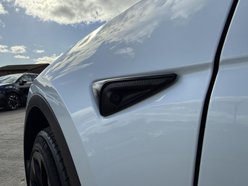 Tesla Model Y (Dual Motor) Long Range SUV 5dr Electric Auto 4WDE (384 bhp) 46