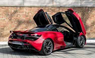 McLaren 720S Performance 7
