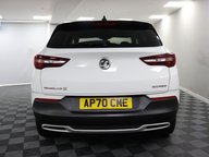 Vauxhall Grandland X SRI NAV 8