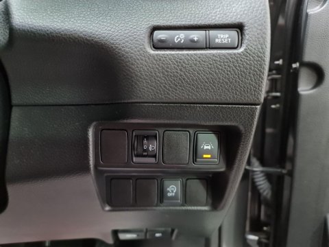 Nissan Qashqai 1.6 DIG-T N-Connecta Euro 6 (s/s) 5dr 36