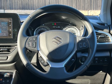 Suzuki S-Cross MOTION 37
