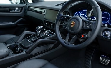 Porsche Cayenne Turbo GT 10