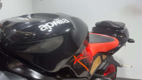 Aprilia RSV TUONO 2005 19K ICONIC STREETFIGHTER NAKED 1000CC NEW MOT 17