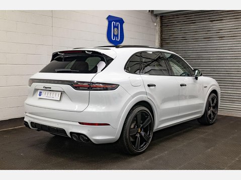 Porsche Cayenne 3.0 V6 E-Hybrid 17.9kWh Platinum Edition TiptronicS 4WD Euro 6 (s/s) 5dr (3 4