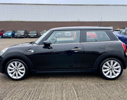 Mini Hatch 1.5 Cooper Classic 3dr 11