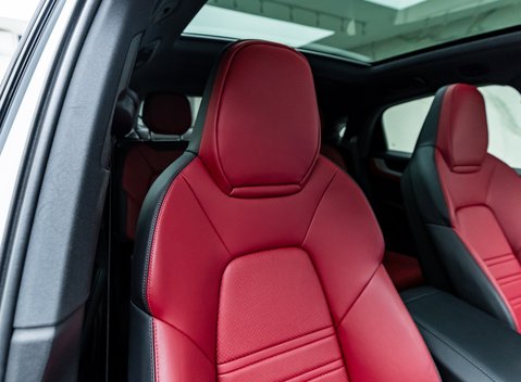 Porsche Cayenne V6 E-HYBRID Coupe 21