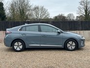 Hyundai IONIQ PREMIUM MHEV 5