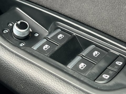 Audi A4 2.0 TFSI 35 Black Edition Saloon 4dr Petrol S Tronic Euro 6 (s/s) (150 ps) 24