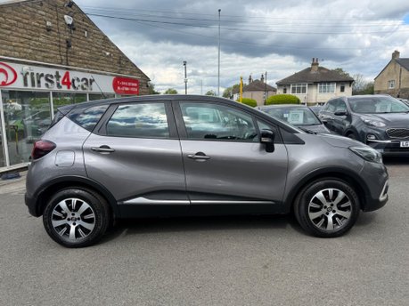 Renault Captur PLAY TCE 23